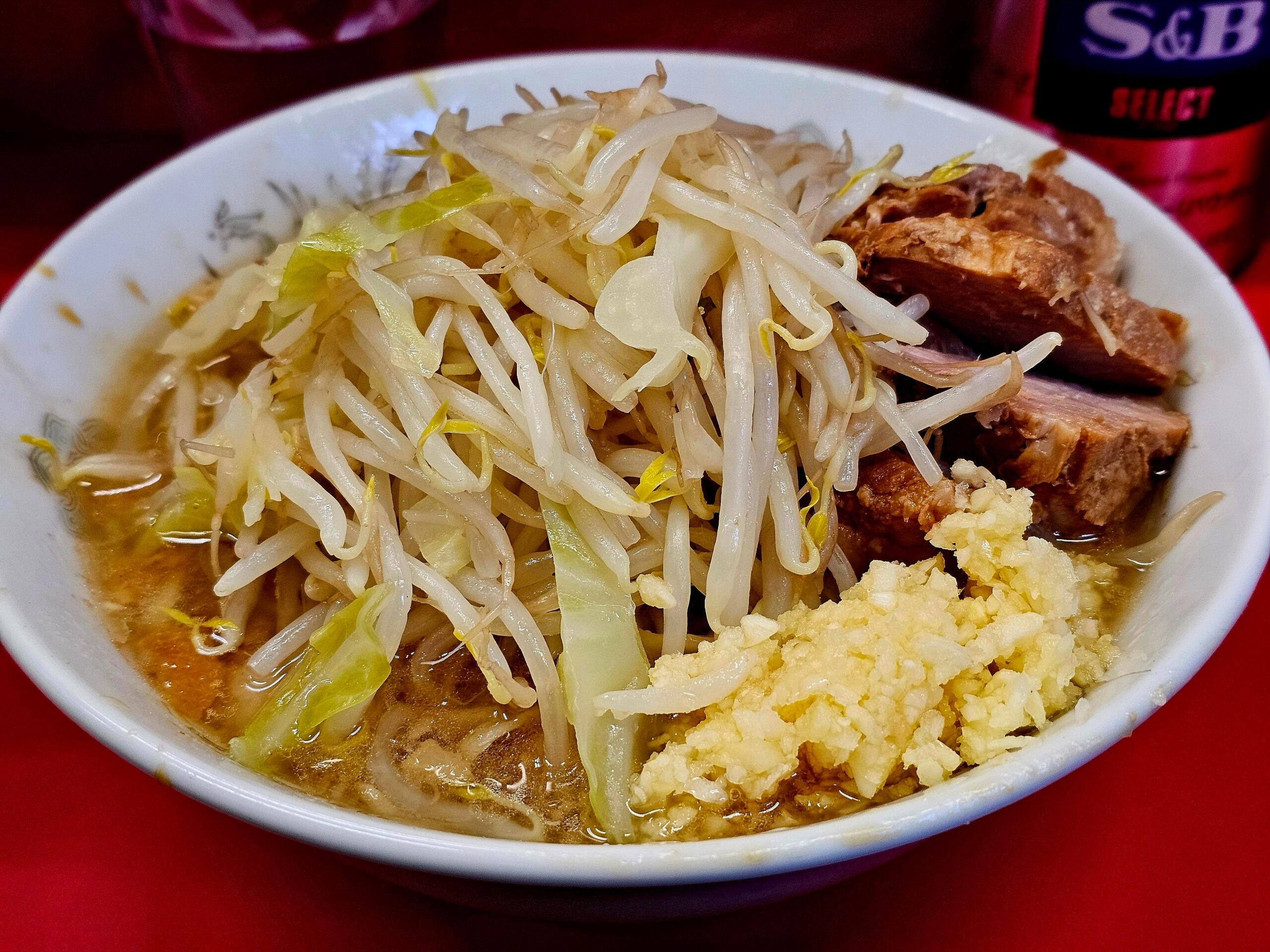 日本で19杯のラーメンを食べ歩き「スープを全部飲んだのか？」