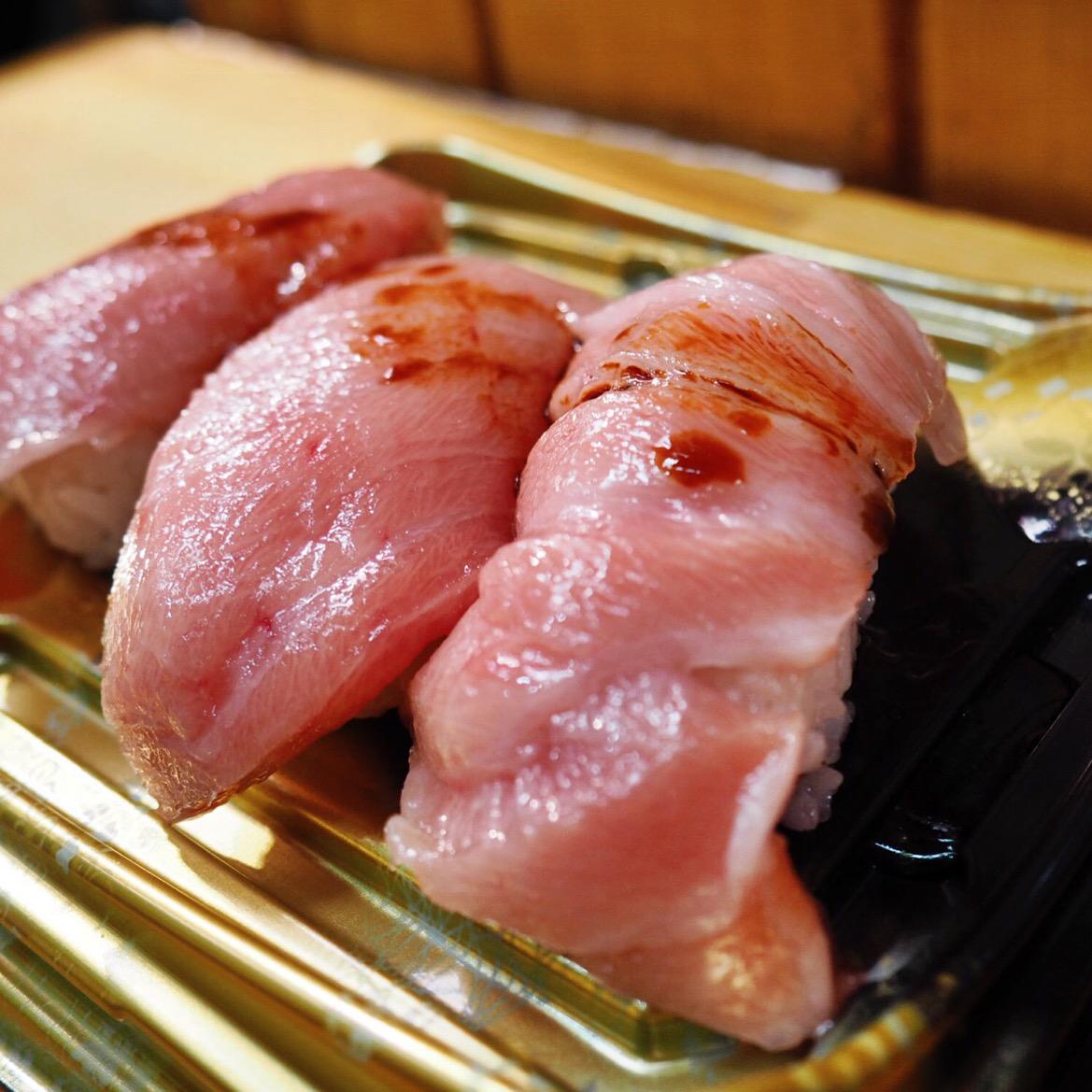大阪での最高の寿司体験「まさに純粋なバター！」